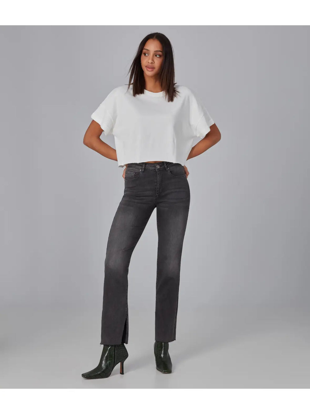 ★GLOWNY★95 DESTROYED STRAIGHT FIT JEANS (GRAY)★正規品 ☆GLOWNY☆95 DESTROYED STRAIGHT FIT JEANS (GRAY)☆正規品